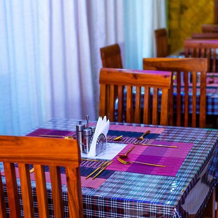Aves Executive Hotel Аруша Екстер'єр фото