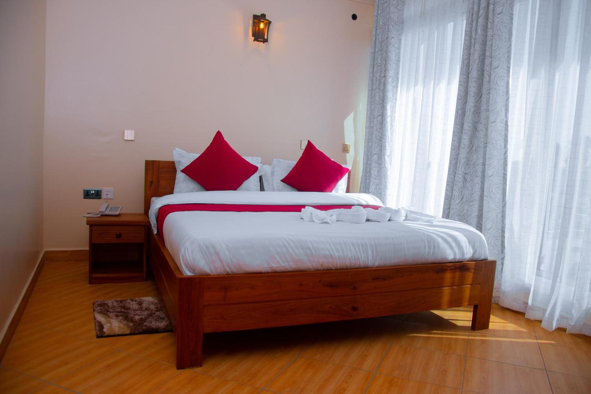 Aves Executive Hotel Аруша Екстер'єр фото